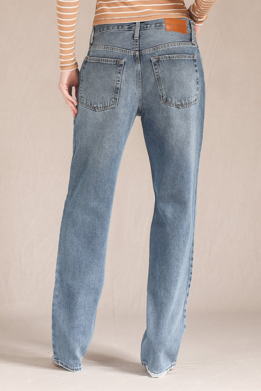CALÇA ISADORA FEMININA STRAIGHT JEANS MÉDIO ESCURO