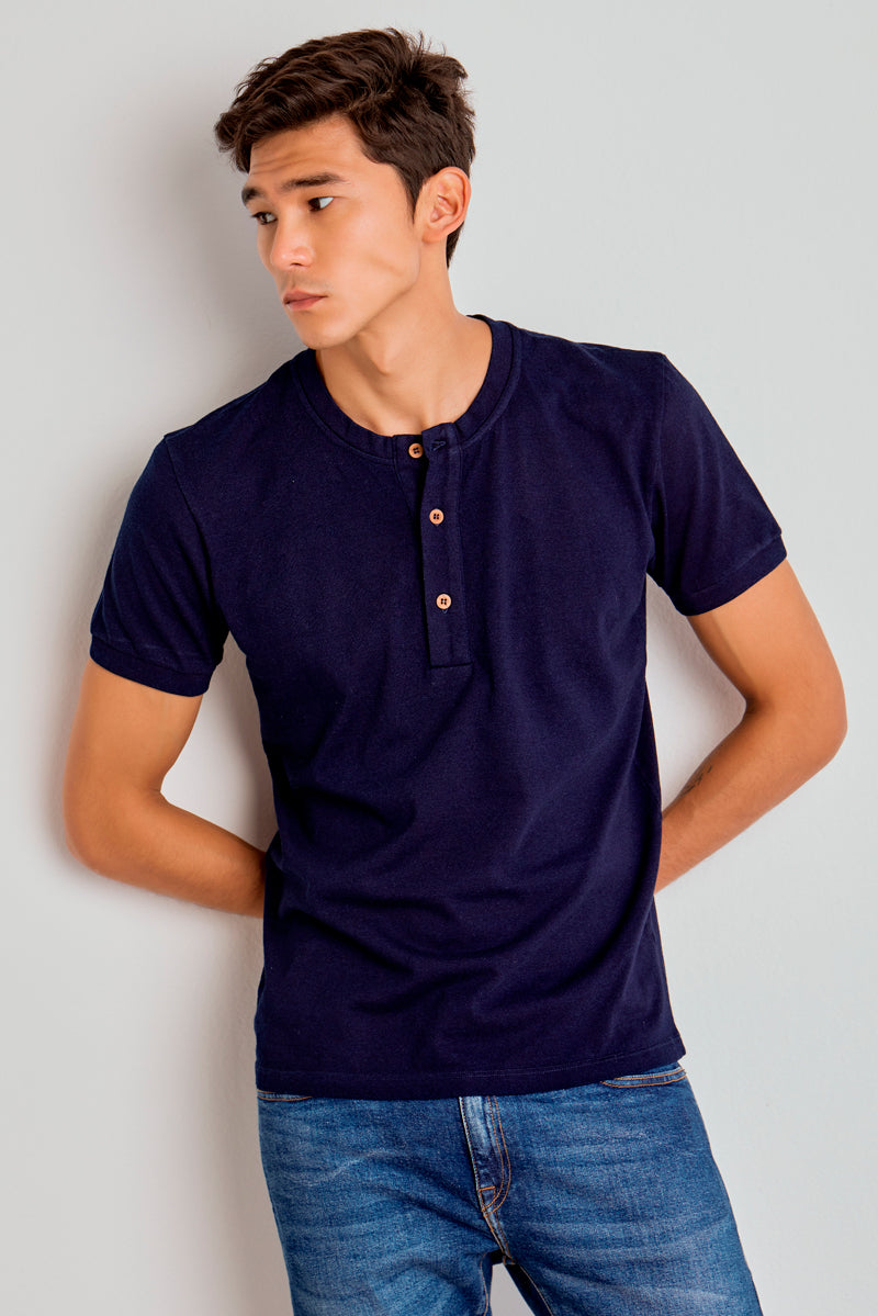 CAMISETA MASCULINA GOLA BOTÃO ALGODÃO AZUL ÍNDIGO
