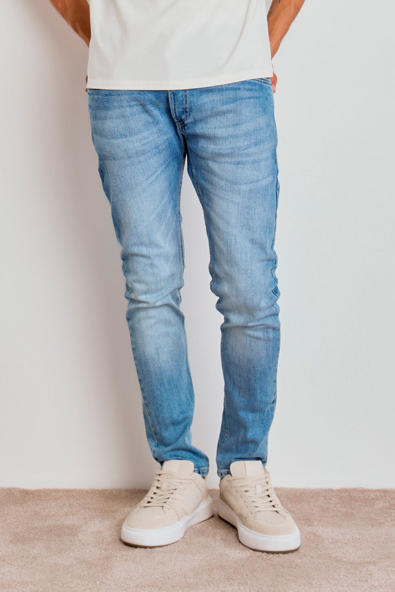 CALÇA THEO MASCULINA SLIM JEANS MÉDIO CLARO