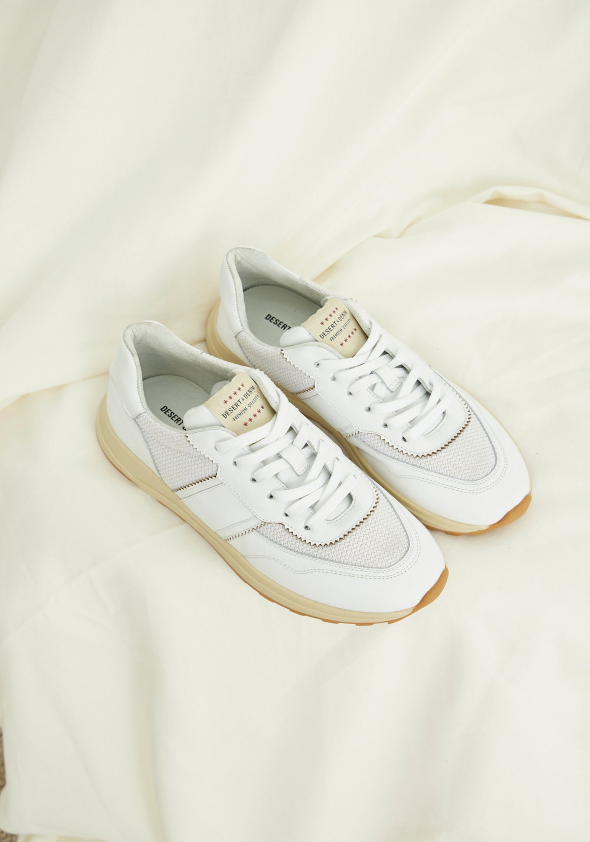 TÊNIS FEMININO COMFORT COURO