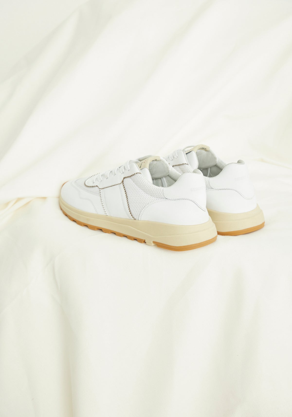 TÊNIS FEMININO COMFORT COURO
