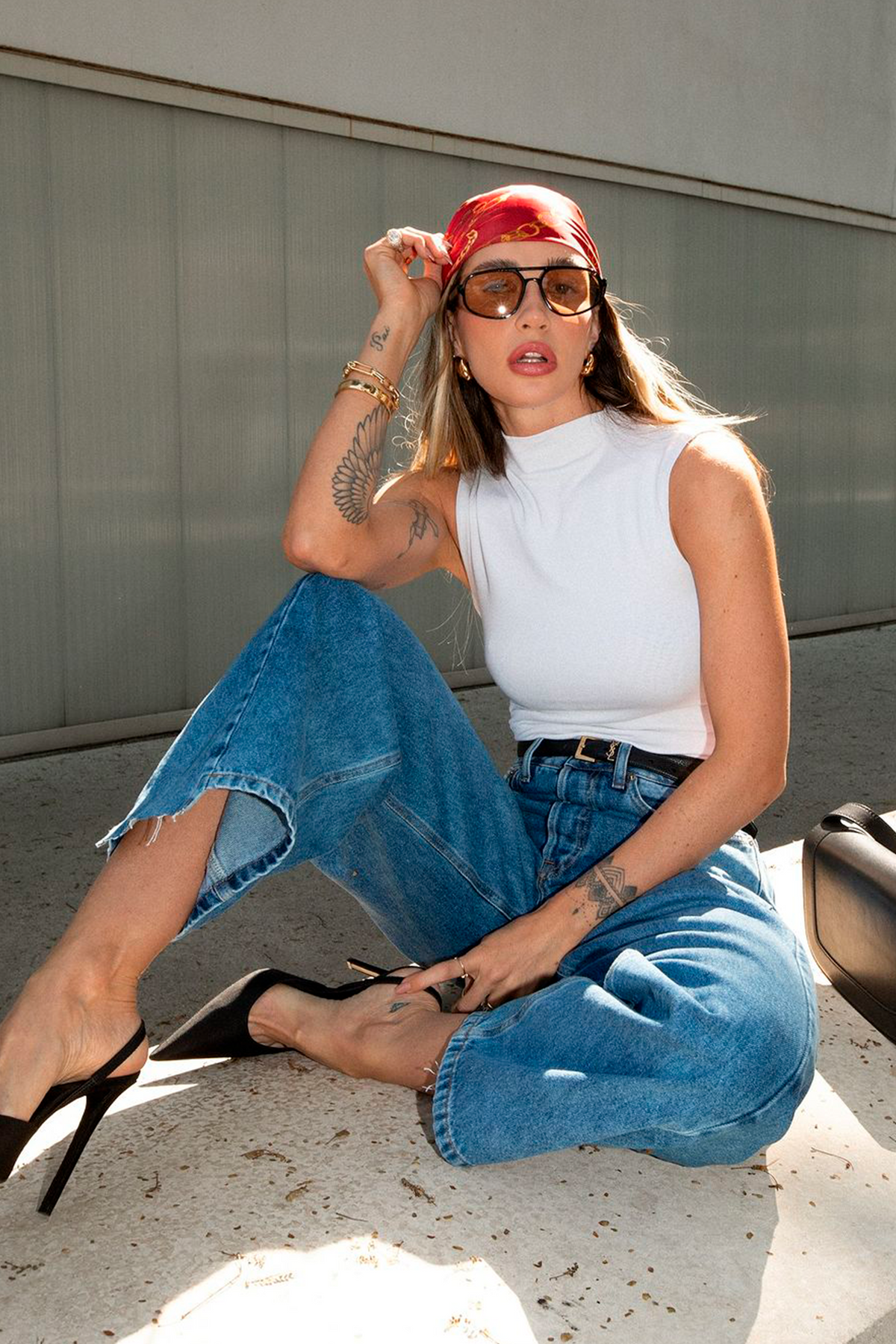 CALÇA ALINE FEMININA BARREL RECORTES JEANS MÉDIO