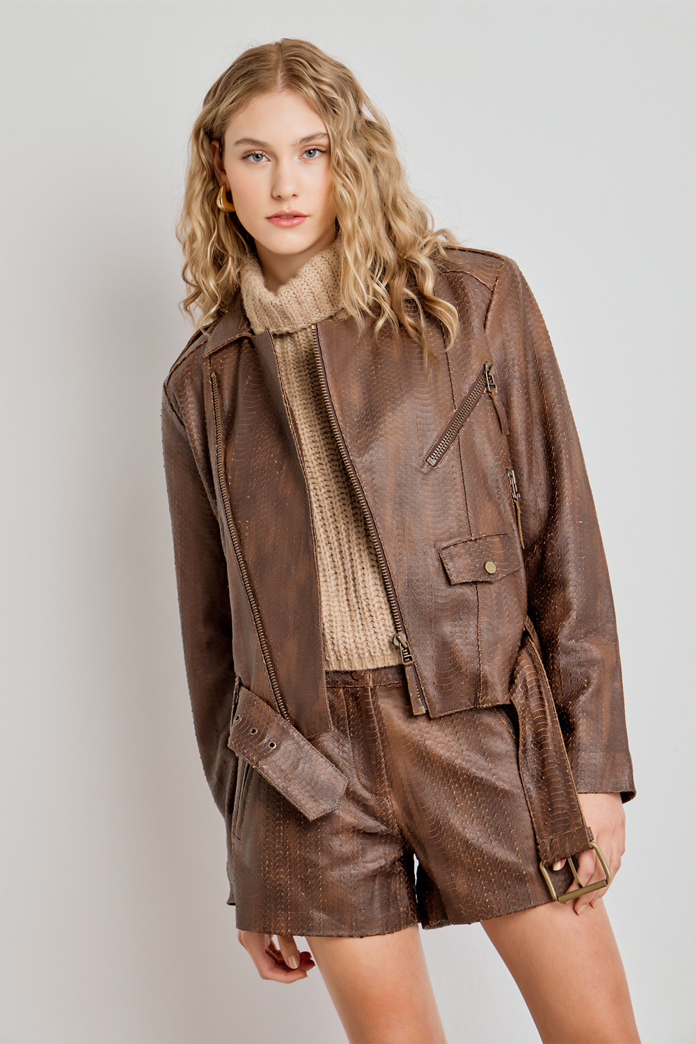JAQUETA FEMININA COURO CROCO