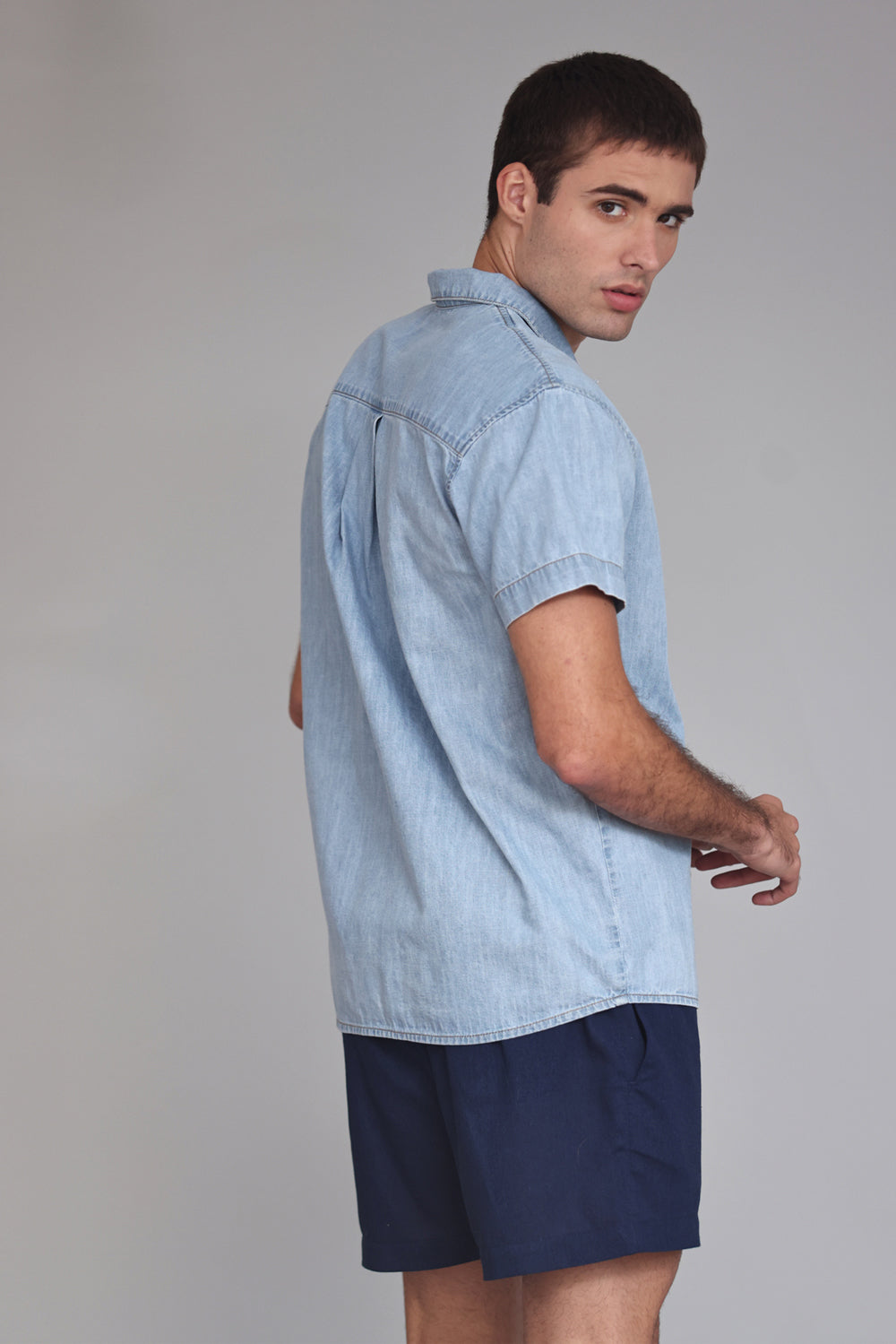 CAMISETA MASCULINA JEANS MANGA CURTA