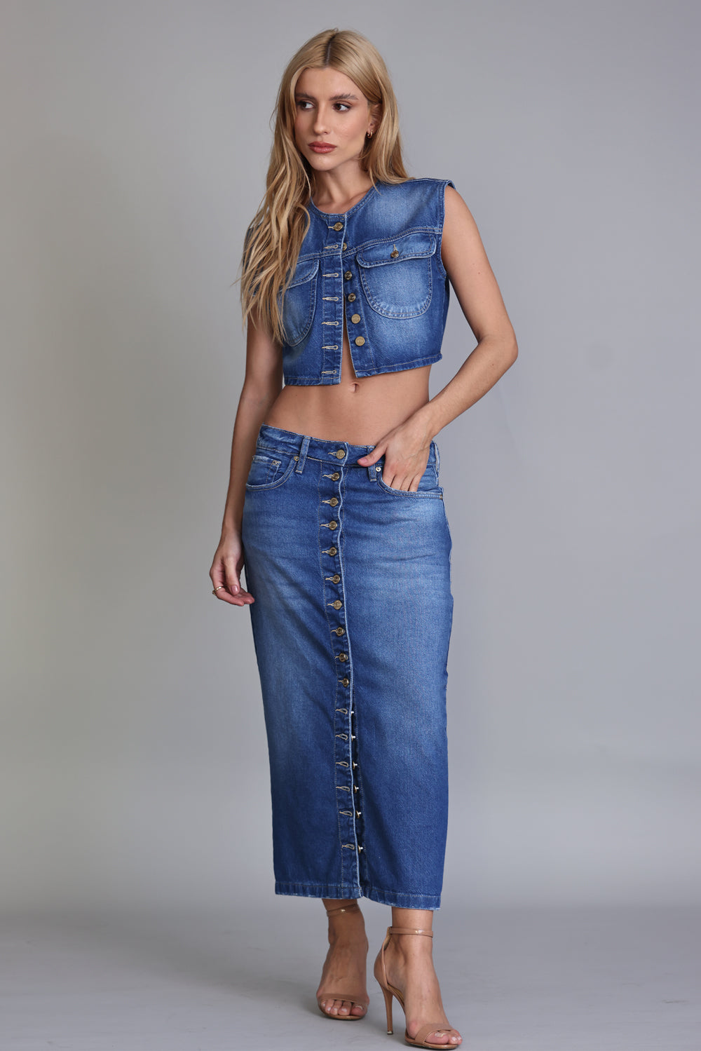 SAIA MIDI IVY FEMININA BOTÕES JEANS