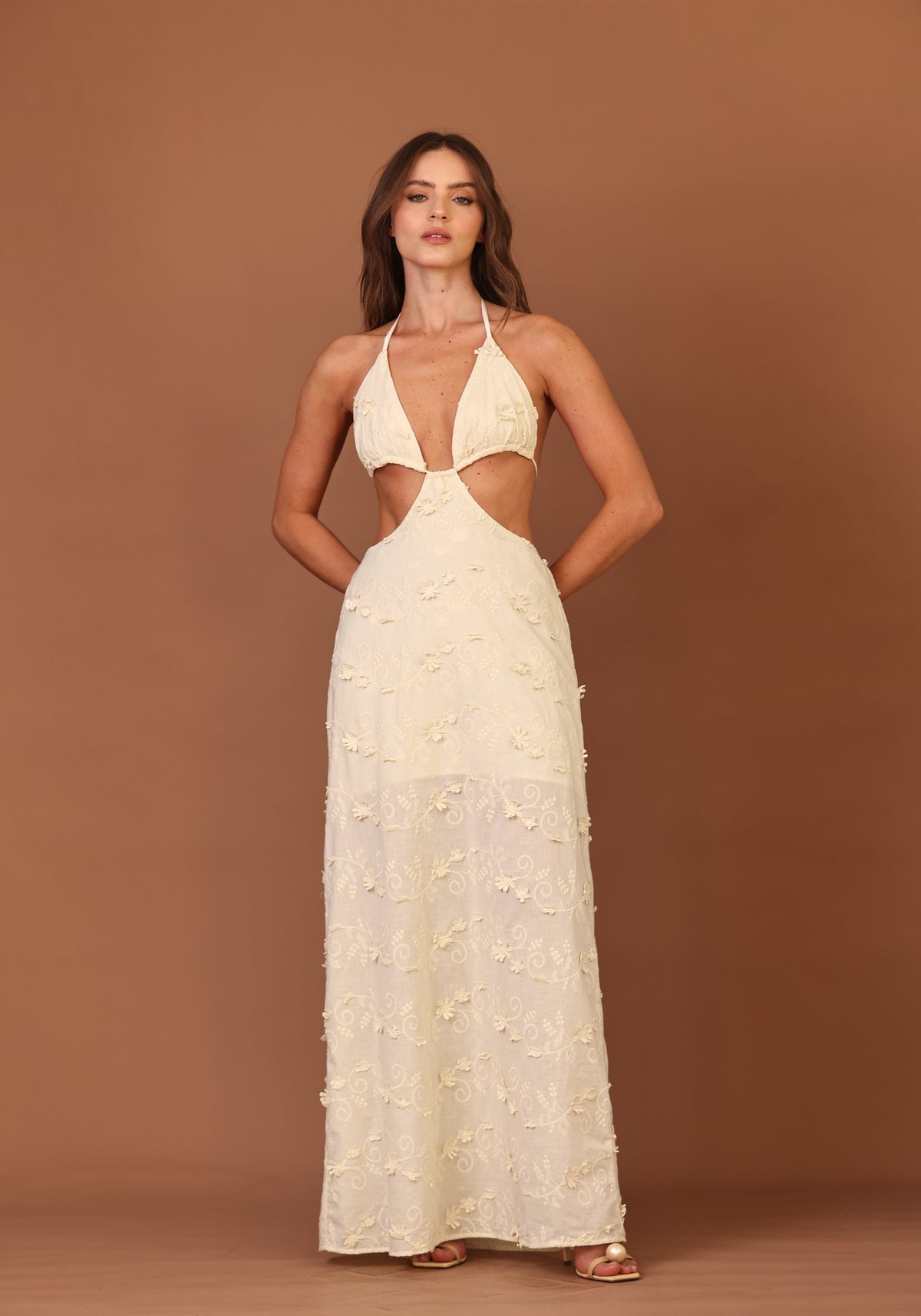 VESTIDO FEMININO LONGO TOP TRIANGULO BEGE AVEIA