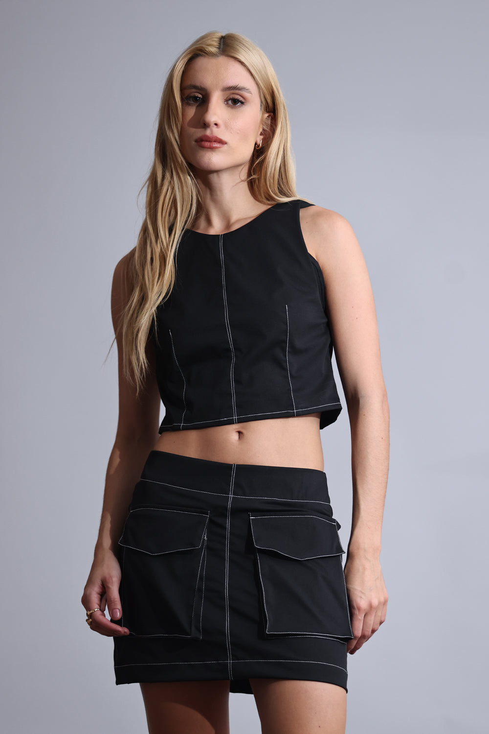 REGATA FEMININA CROPPED PESPONTO PRETA
