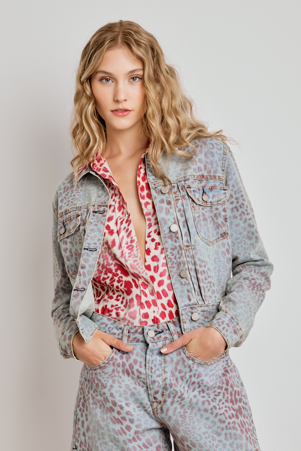 JAQUETA CELIA FEMININA ANIMAL PRINT JEANS