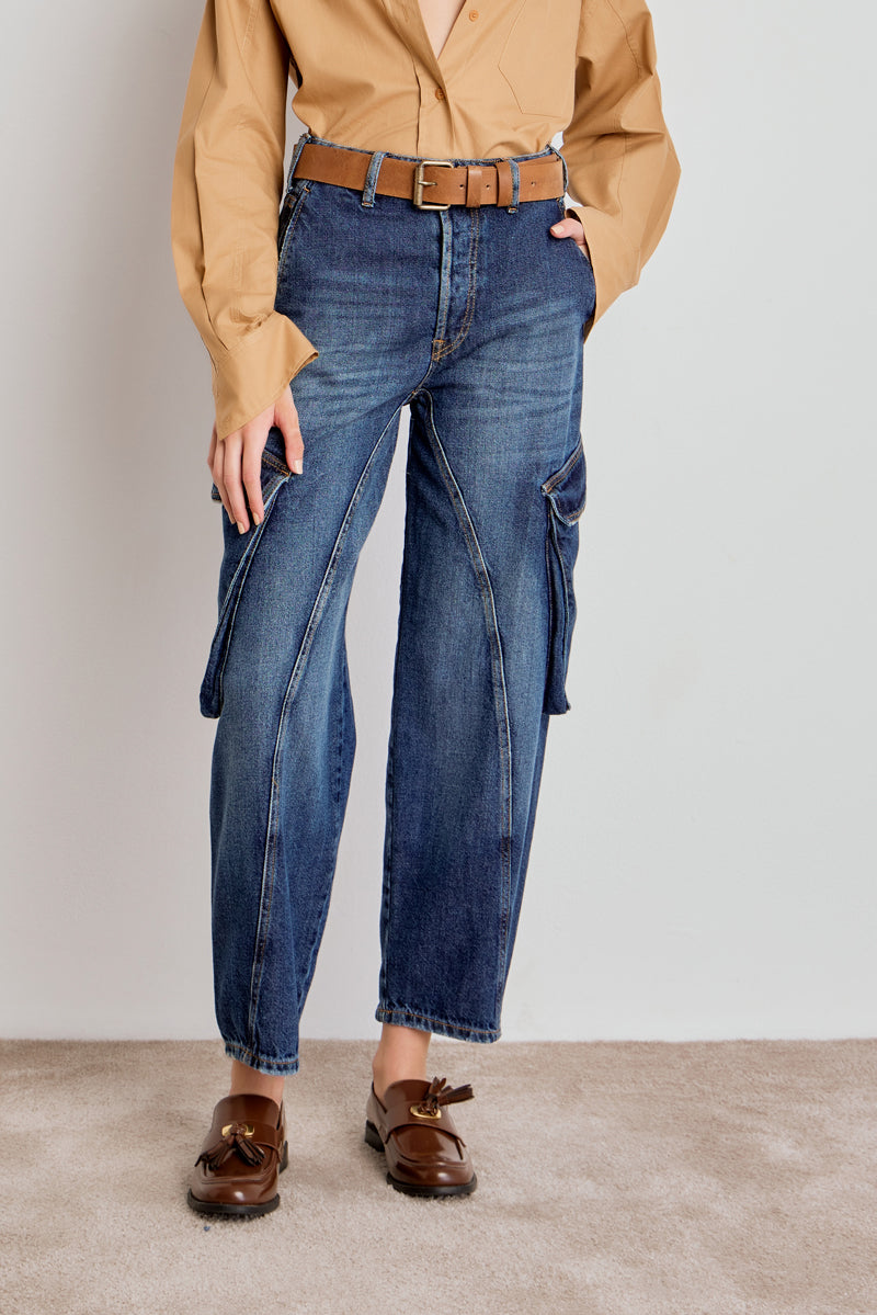 CALCA MANOELA BARREL CARGO JEANS ESCURO