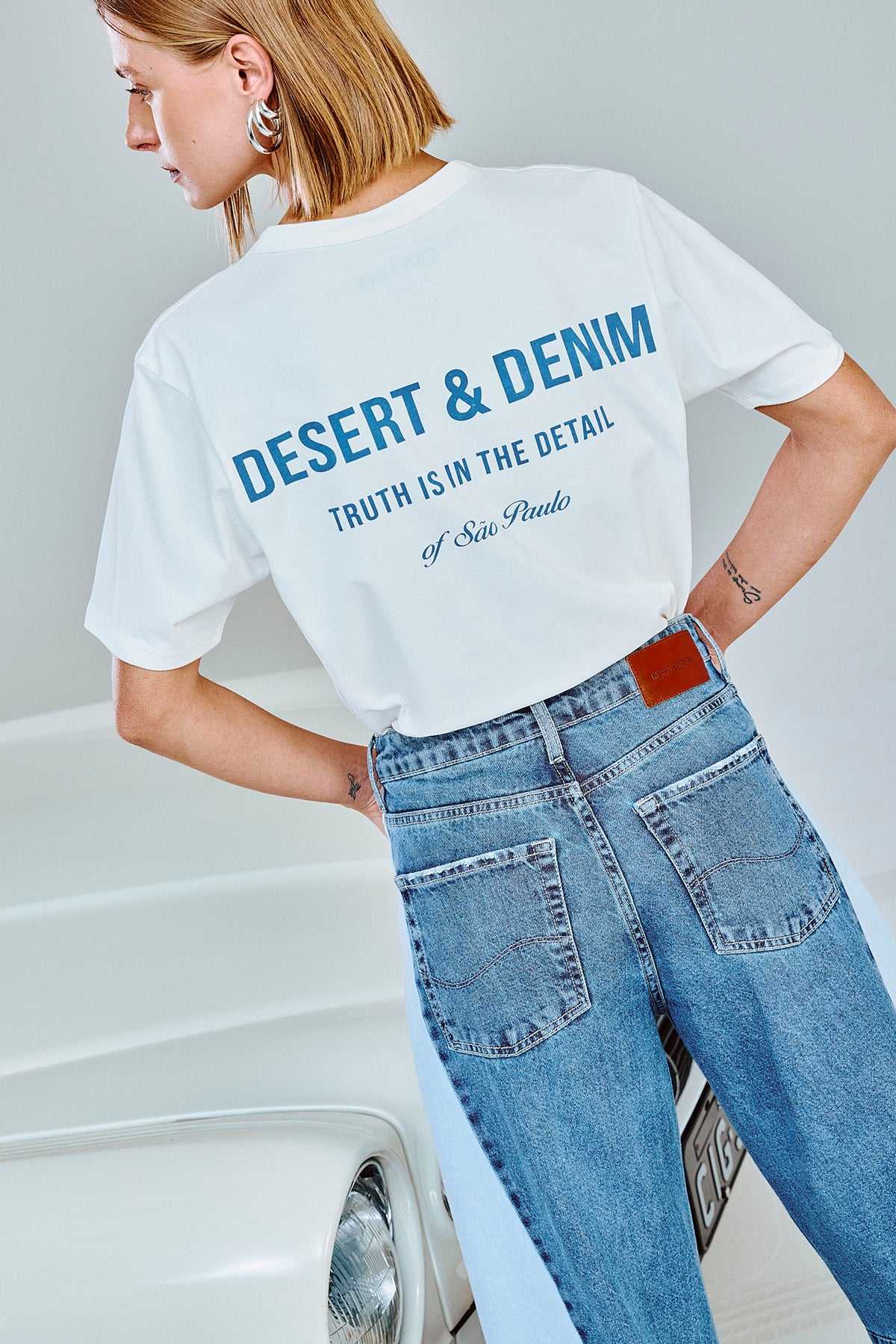 CALÇA MARIA FEMININA BARREL PATCH JEANS MÉDIO