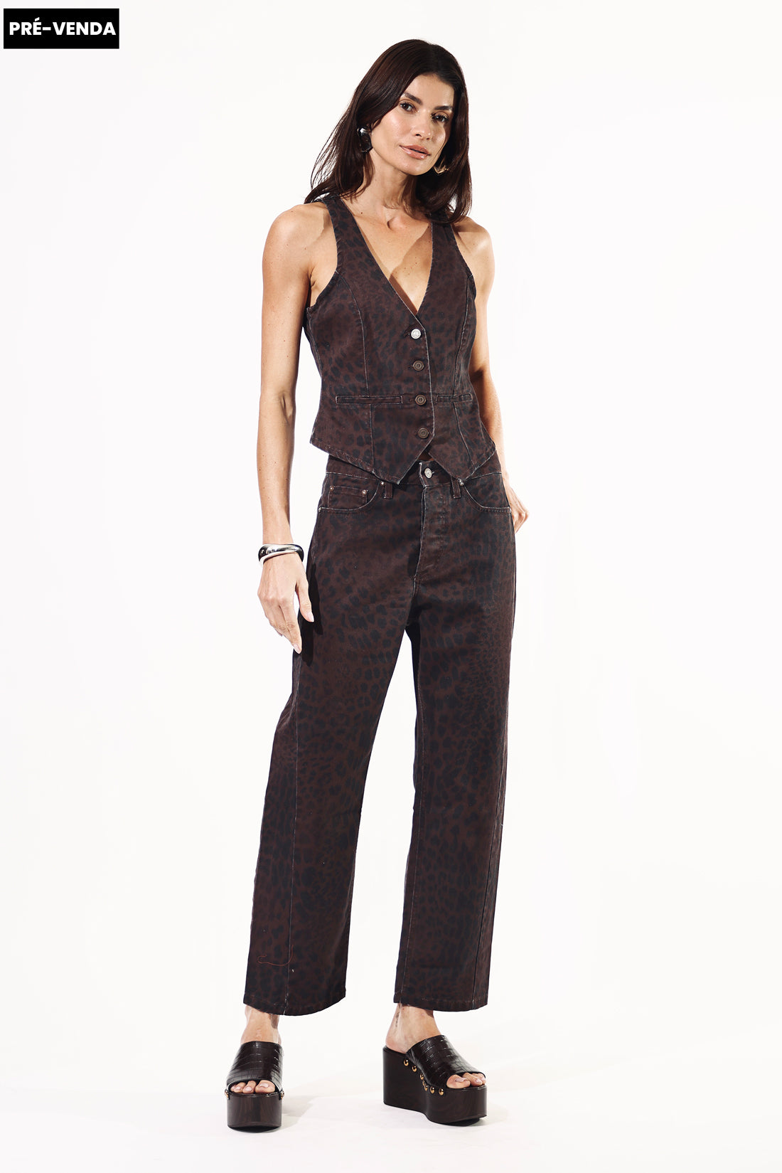 CALÇA BARREL SLIM ESTAMPADA SARJA TRUE LEOPARD ESCURO