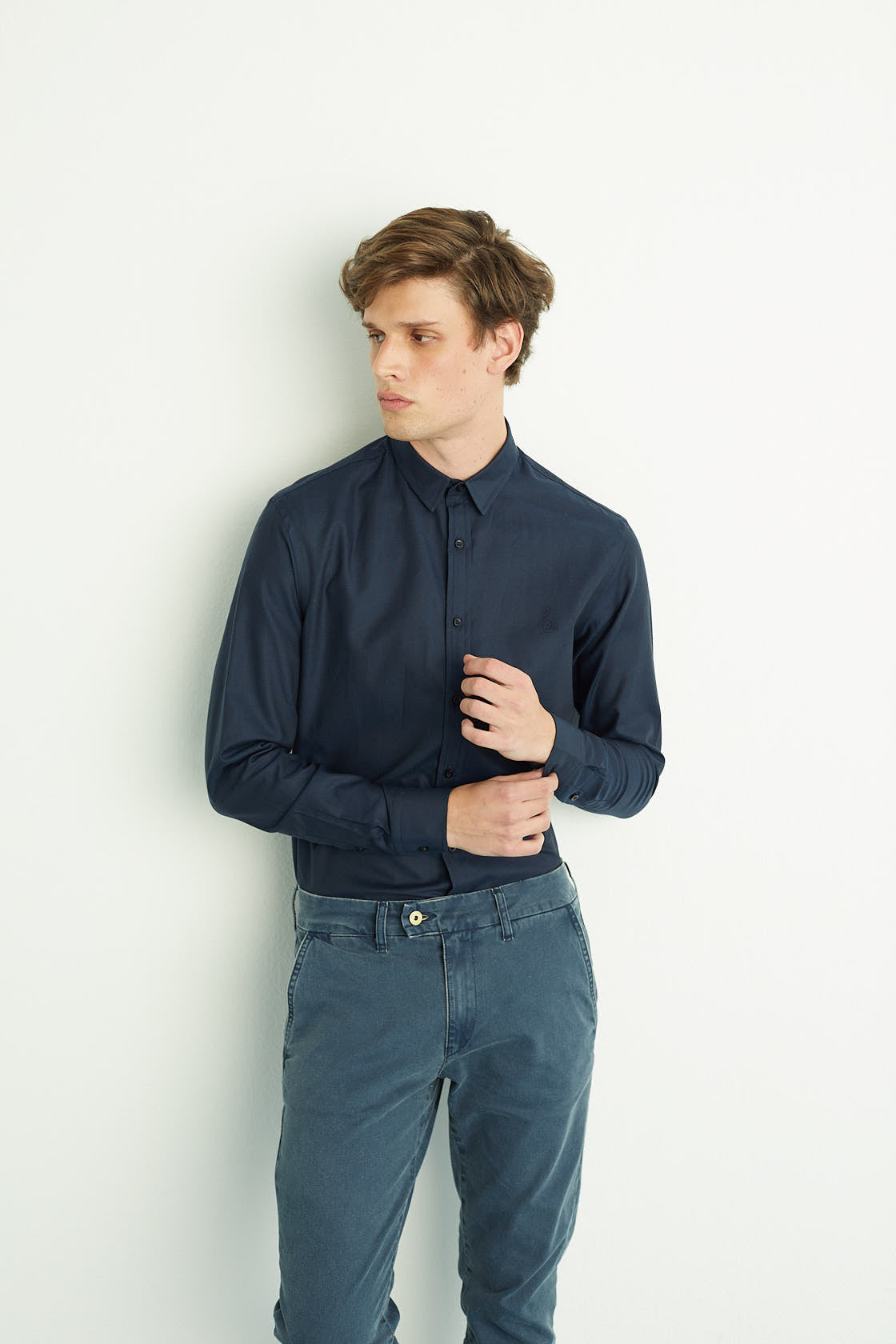 CAMISA MASCULINA AZUL MARINHO