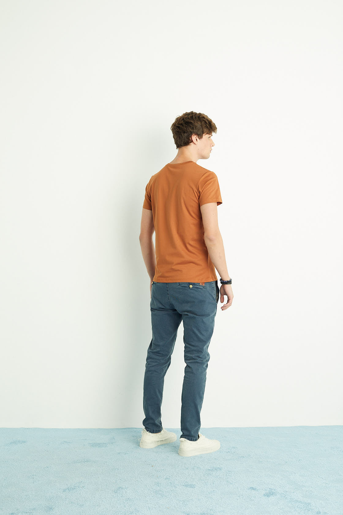 CAMISETA MASCULINA BÁSICA PIMA - CARAMELO