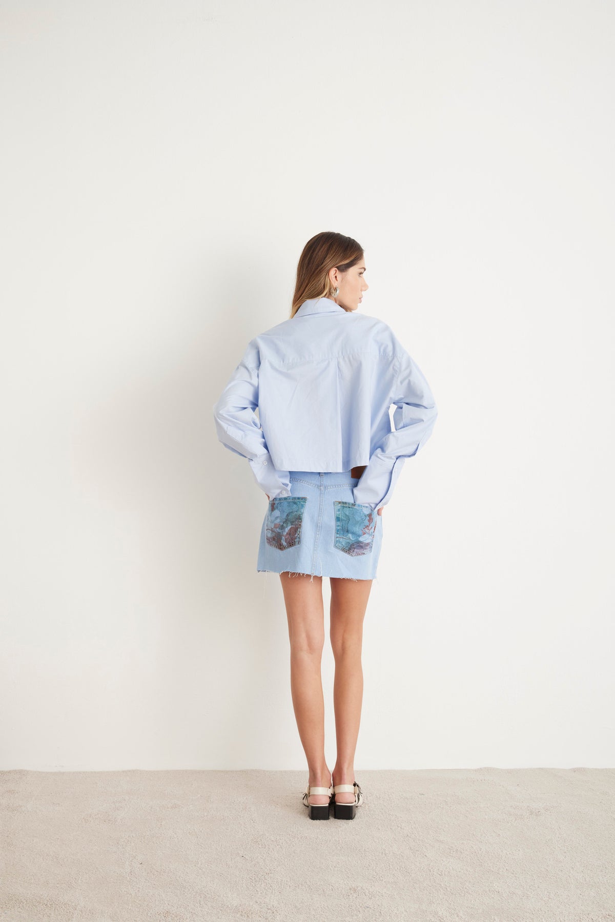 MINI SAIA LAIS FEMININA BLOSSOM JEANS