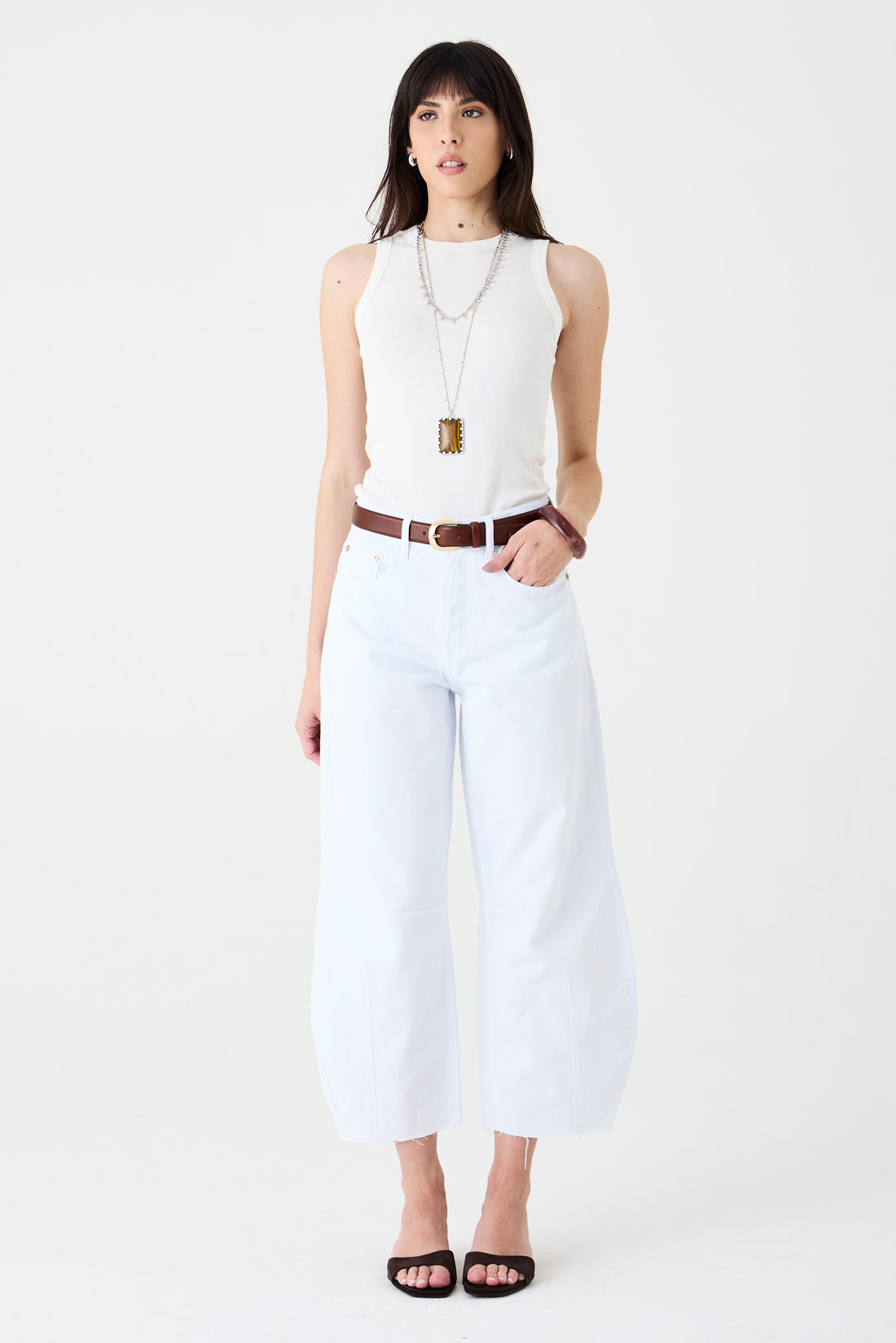 CALÇA MARIA FEMININA BARREL SARJA BRANCA