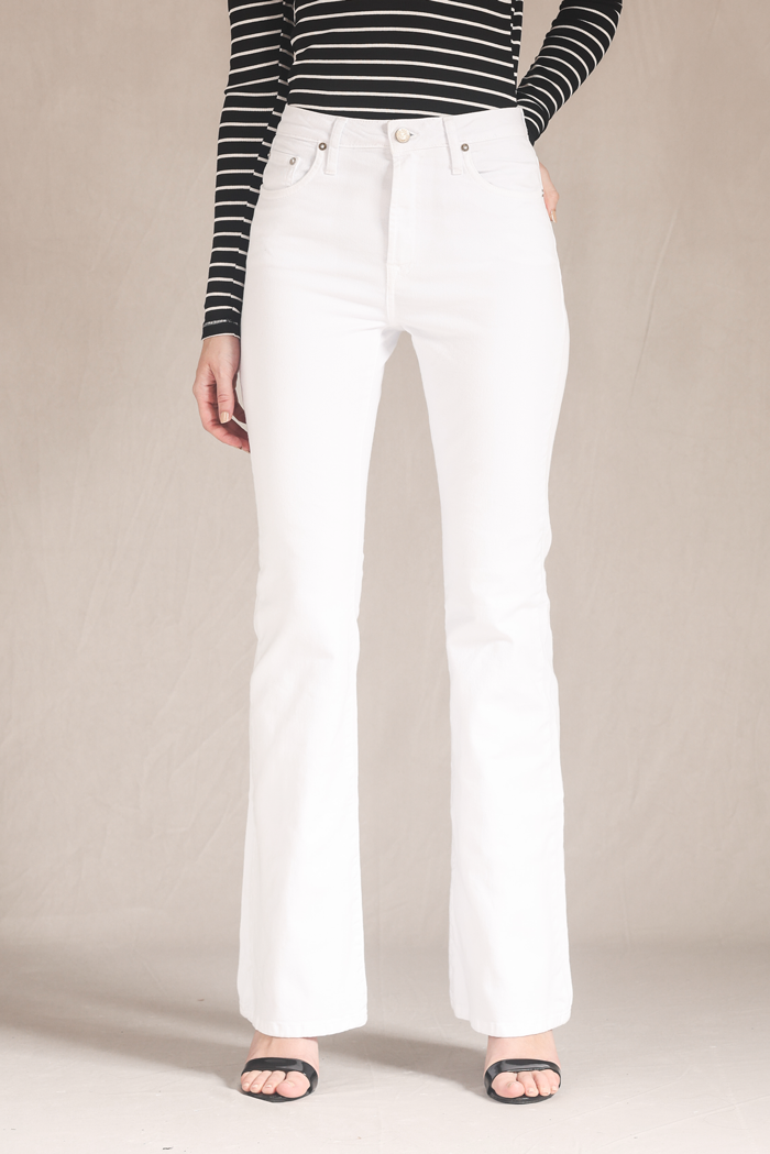 Calça Bootcut Sarja White