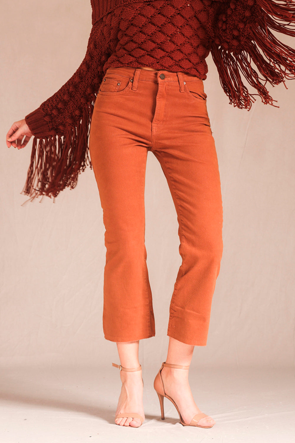 Calça Cropped Bootcut Sarja Caramel