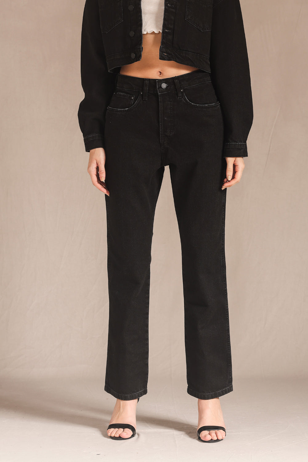 CALCA STRAIGHT JEANS VIVIENNE