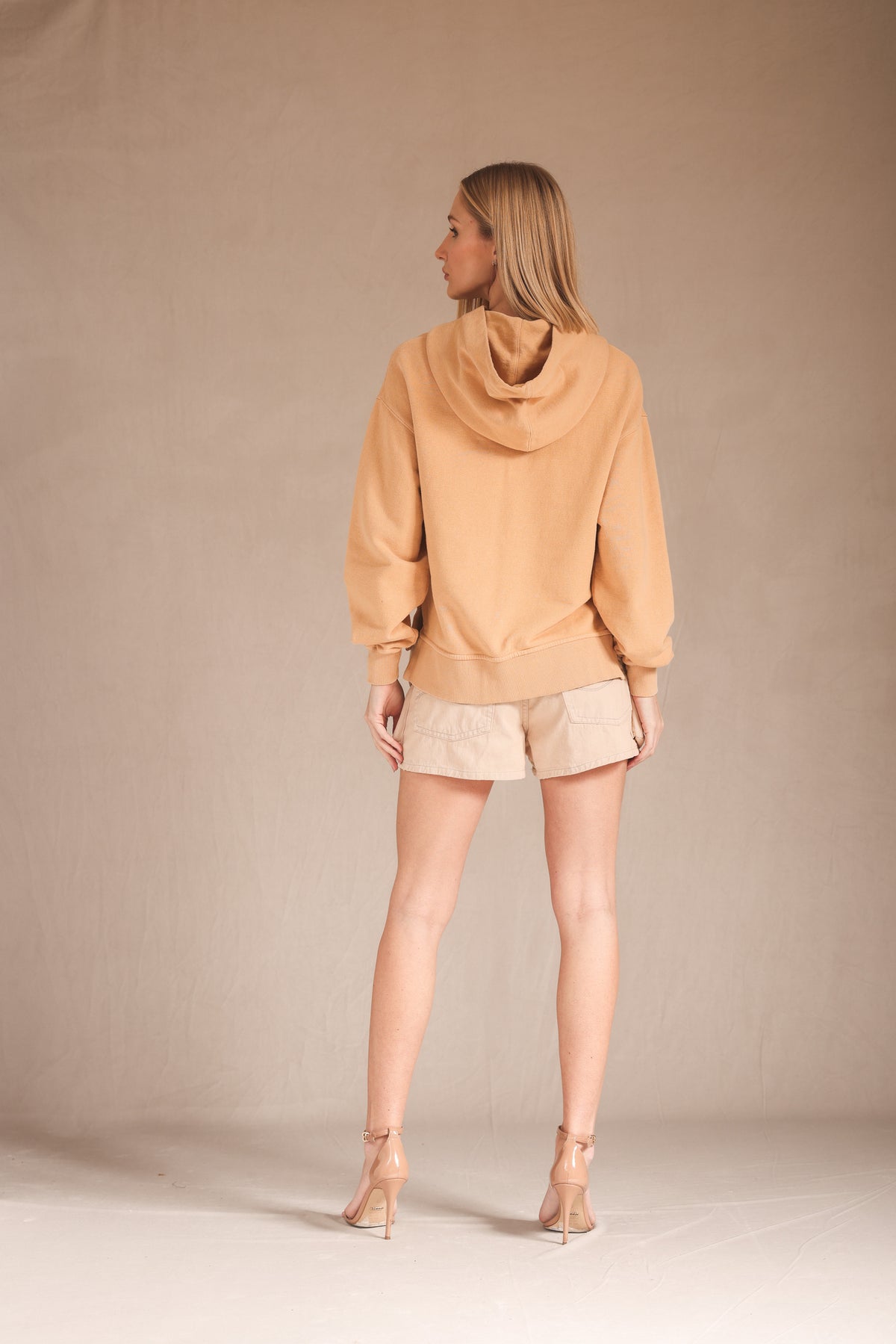 Shorts Bolso Puff Areia