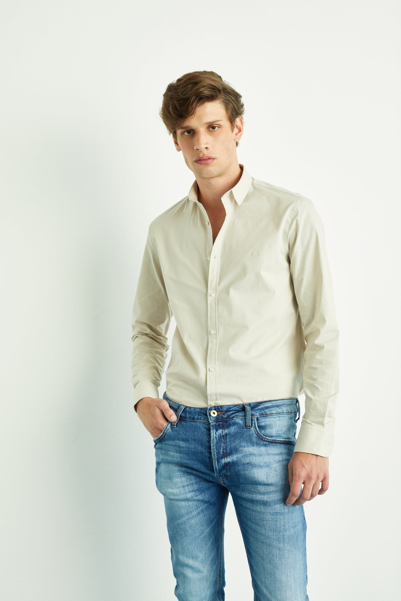 CAMISA MASCULINA BRANCO GELO