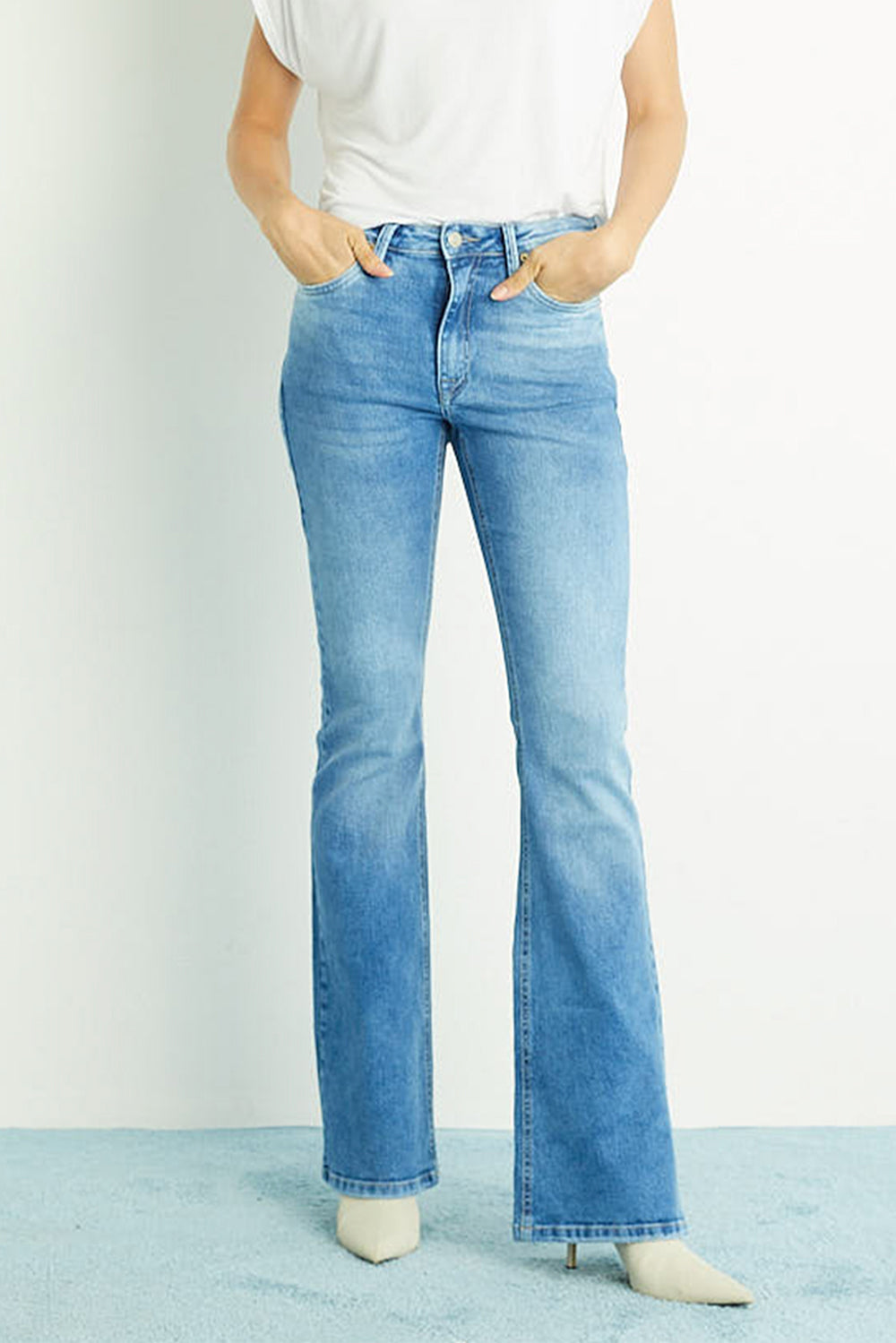 Calça Bootcut Jeans Claro