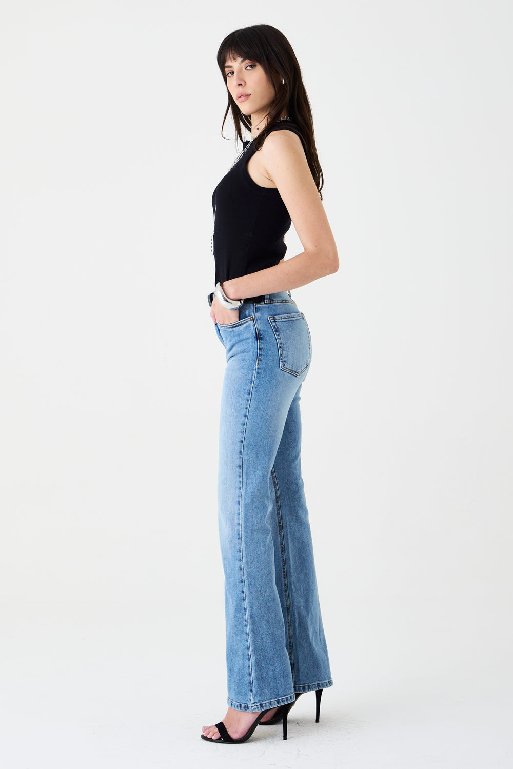 CALÇA LARISSA FEMININA BOOTCUT JEANS MÉDIO