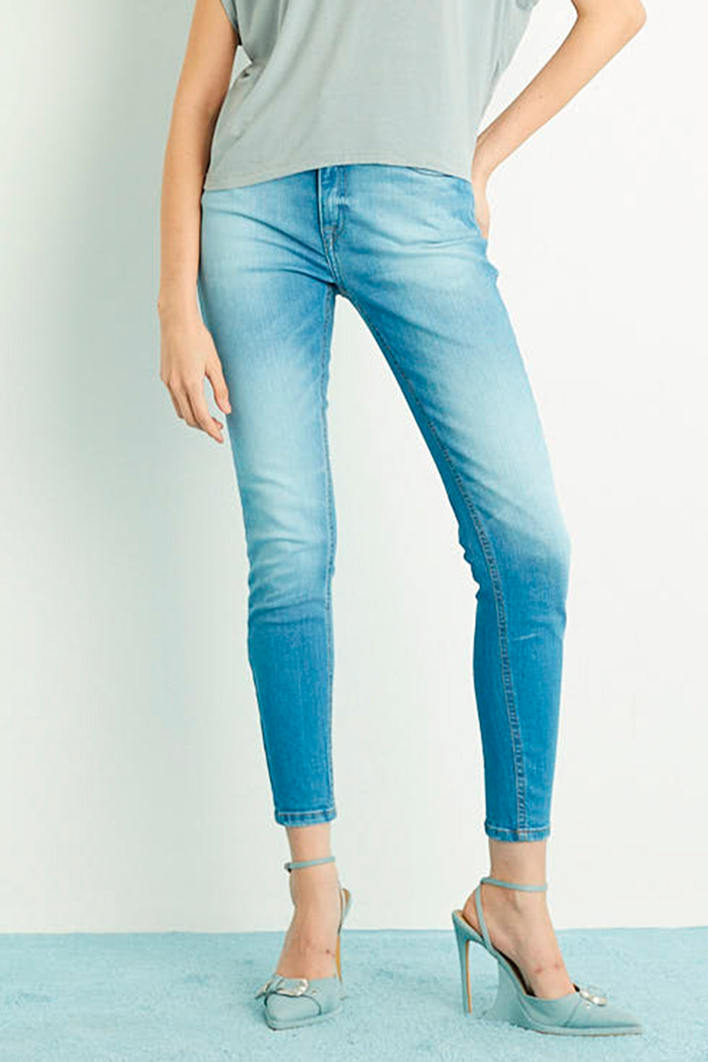 Calça Skinny Jeans Médio