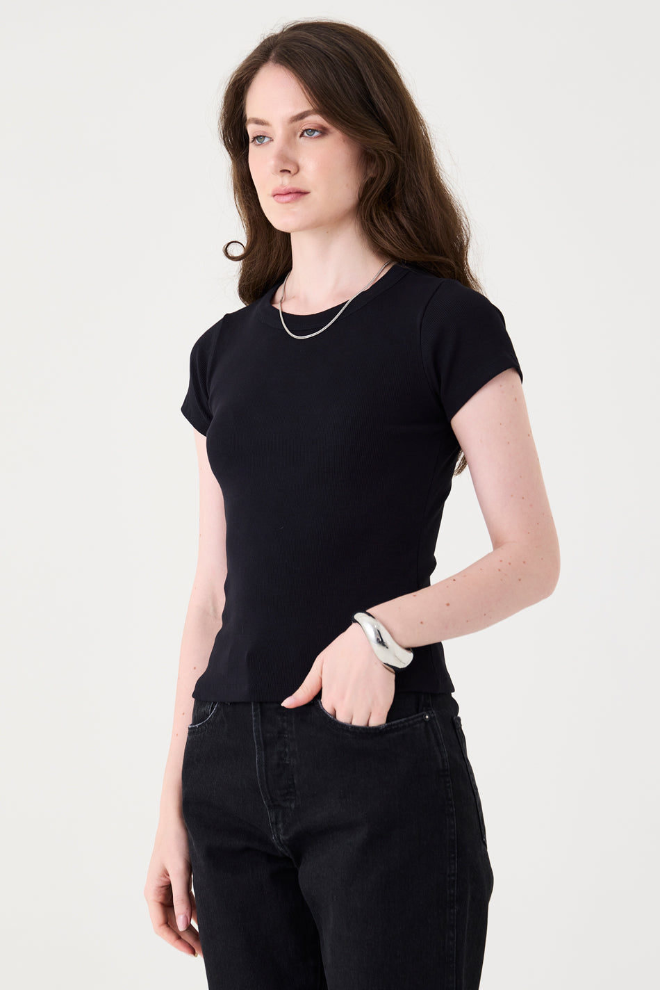 T-SHIRT FEMININA BABY LOOK RIBANA - PRETO