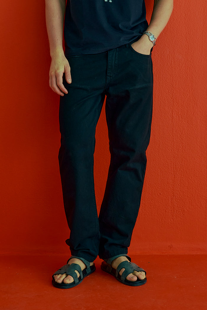 Calça Straight Sarja - Preta