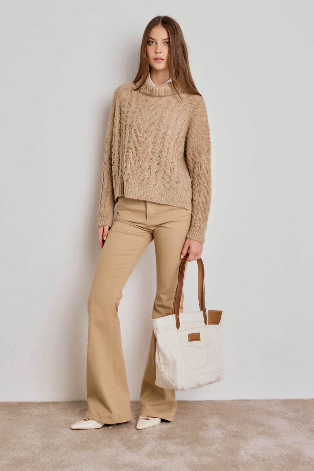 CALÇA BOOTCUT SARJA - AREIA ESCURO