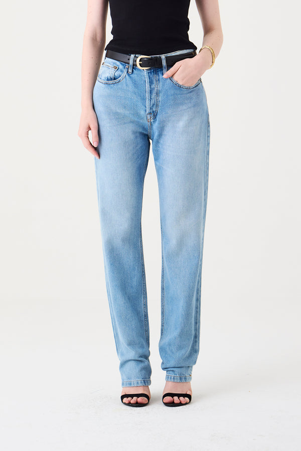 CALÇA LARA FEMININA STRAIGHT ESSENTIAL JEANS
