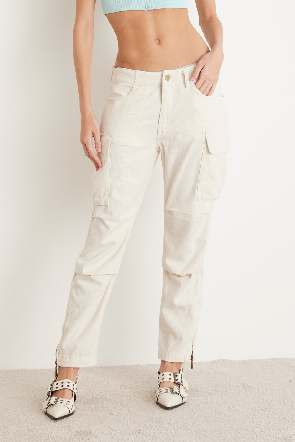 CALÇA SAMANTHA FEMININA RELAXED CARGO SARJA NATURAL