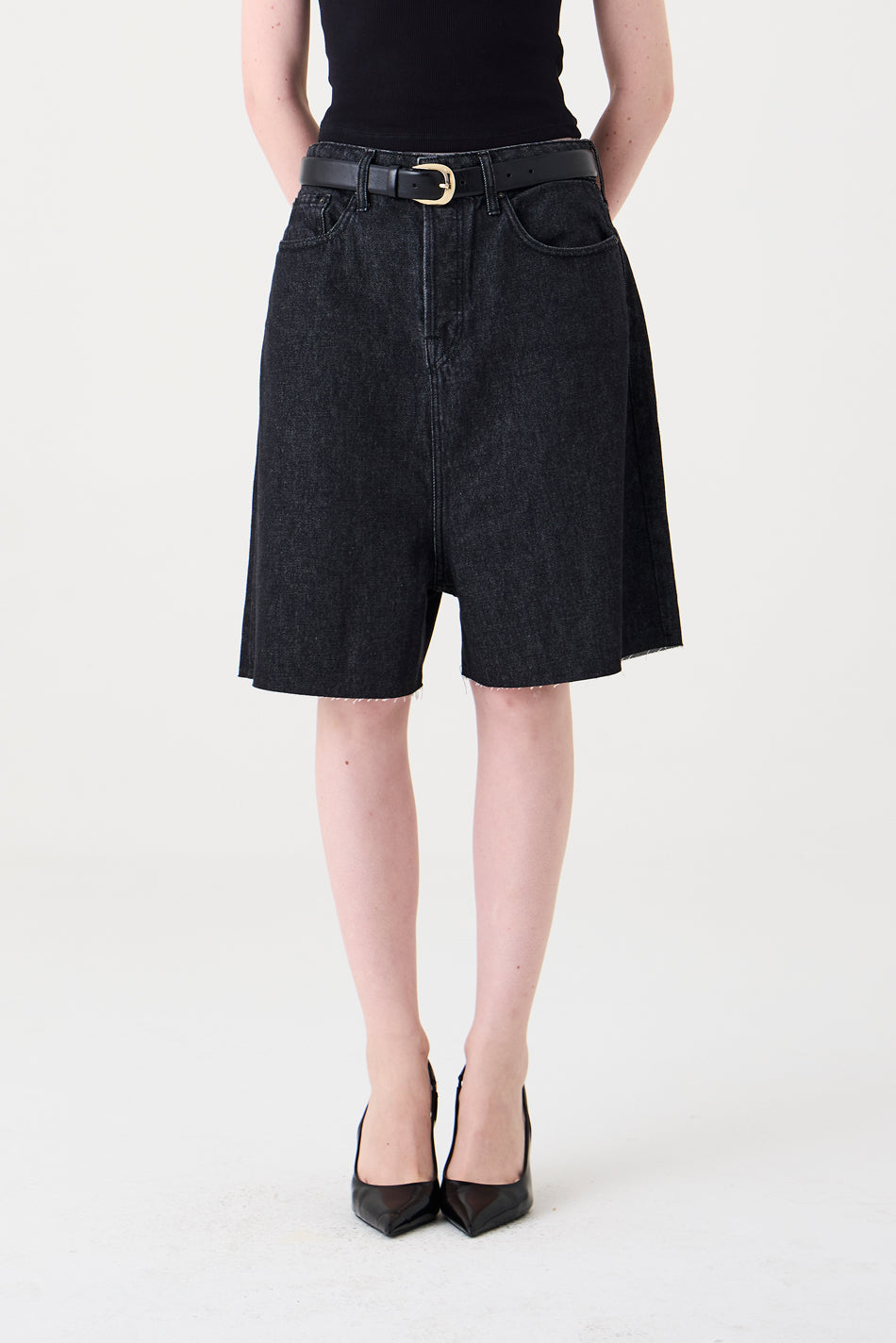 BERMUDA MIA FEMININA JUMBO JEANS AMACIADO BLACK