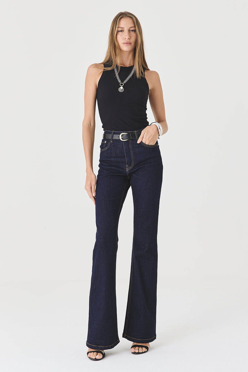 CALÇA LARISSA FEMININA BOOTCUT JEANS ESCURO