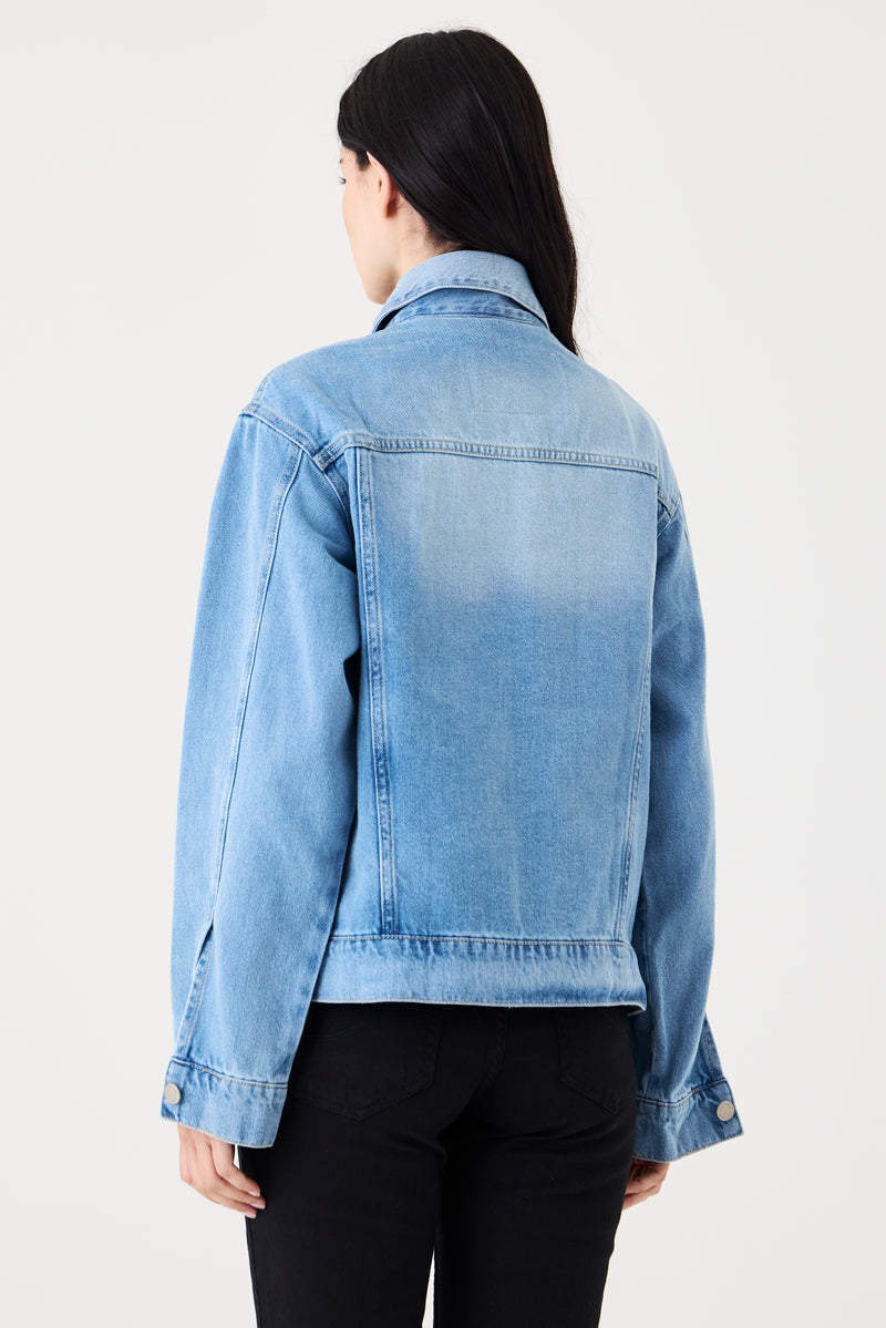JAQUETA DANA FEMININA RELAXED JEANS MÉDIO