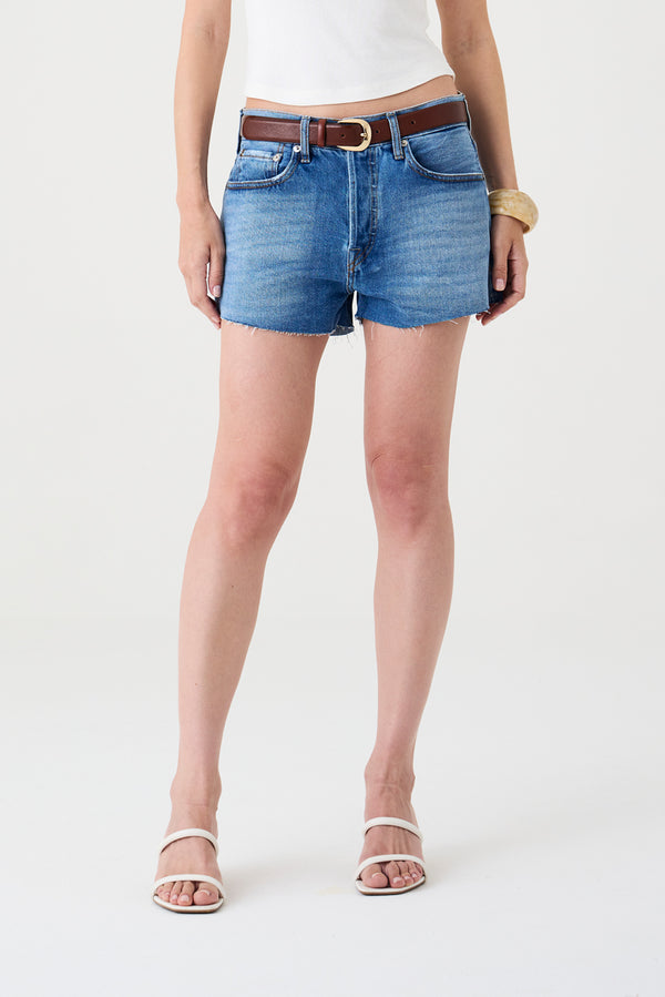 SHORTS TACI FEMININO COMFORT JEANS MÉDIO ESCURO