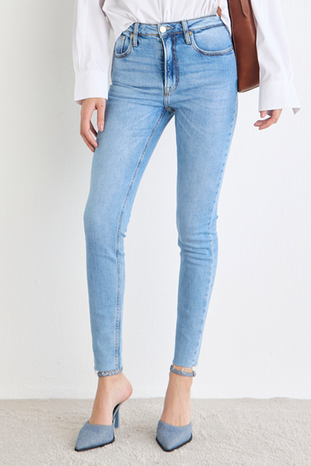 CALCA SKINNY BARRA A FIO JEANS