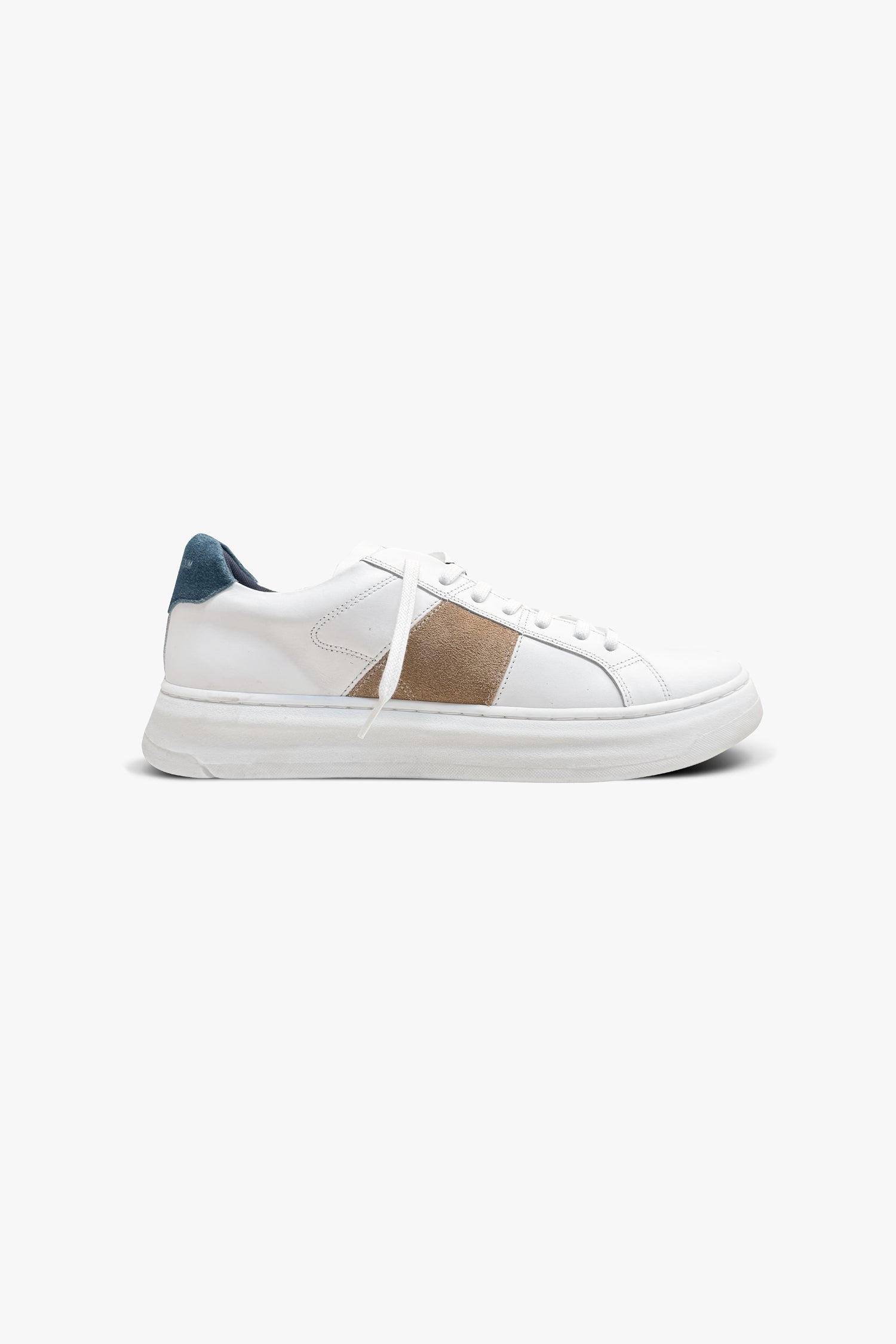 TÊNIS MASCULINO CASUAL DETALHE AREIA
