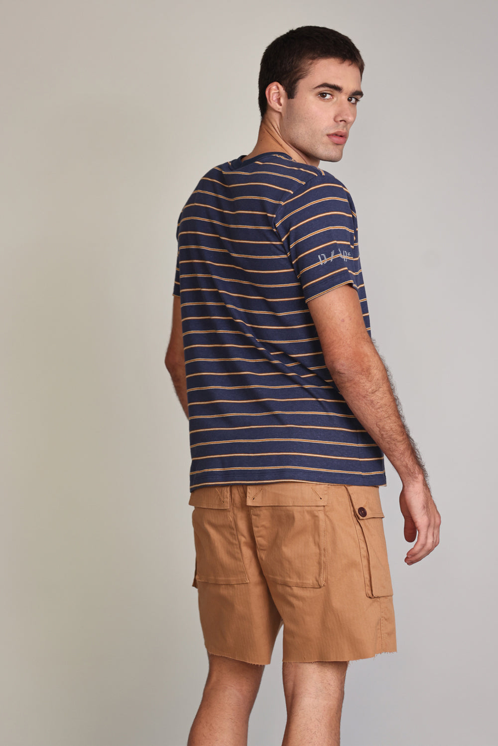 Bermuda Cargo Color Masc Caramelo