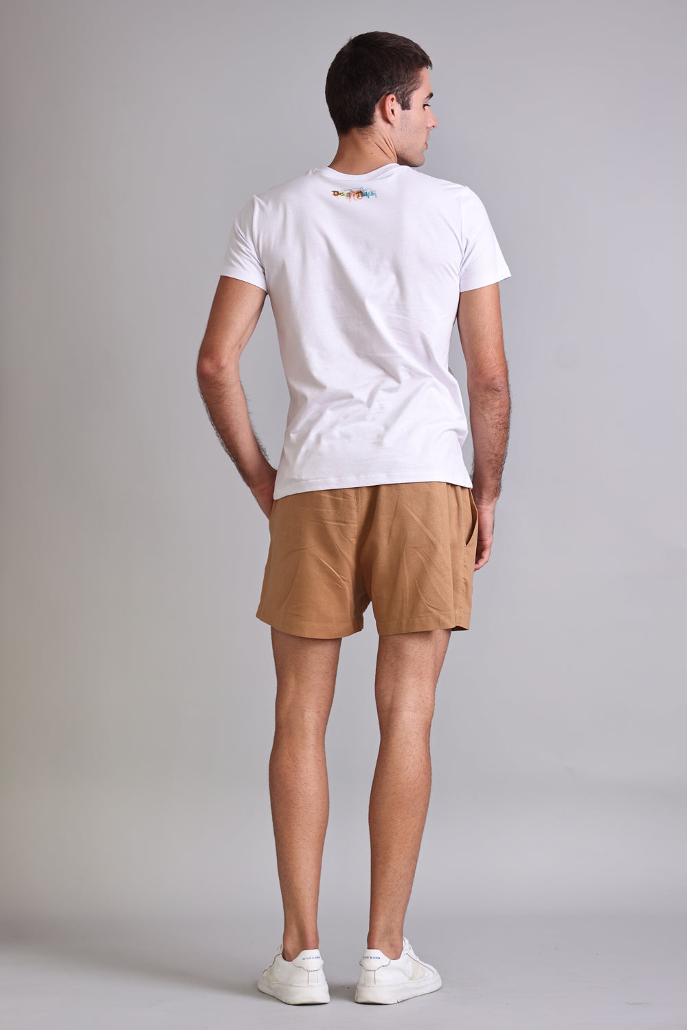 Shorts Linho Areia Escura Masc