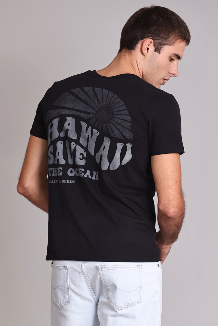CAMISETA MACULINA SLIM HAWAI - PRETA