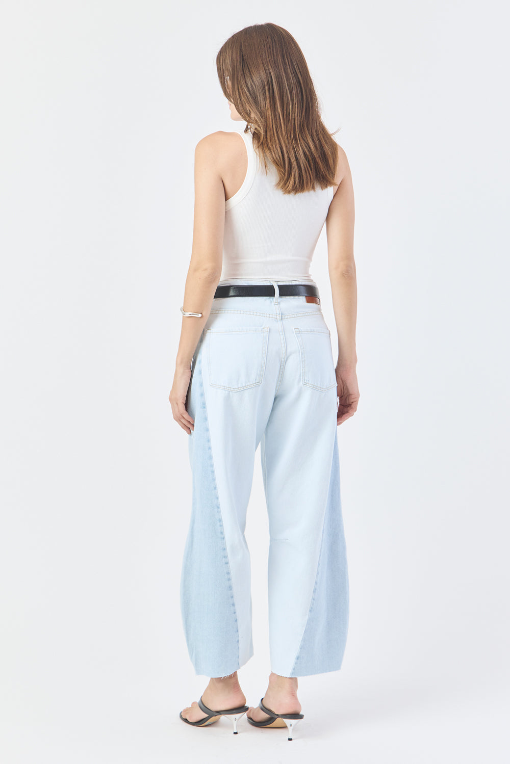 CALÇA MARIA FEMININA BARREL PATCH JEANS CLARO