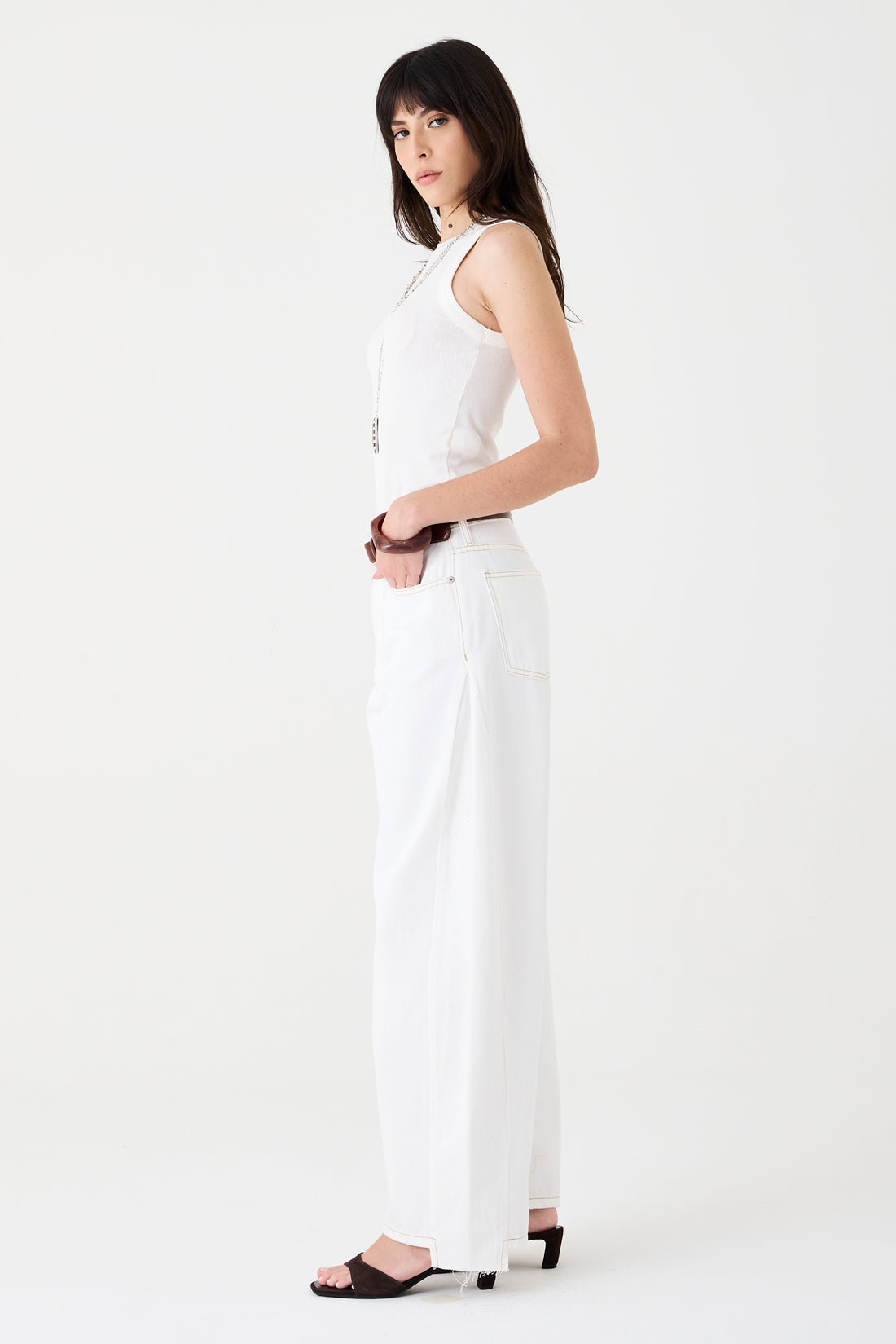 CALÇA ALINE FEMININA BARREL RECORTES SARJA NATURAL