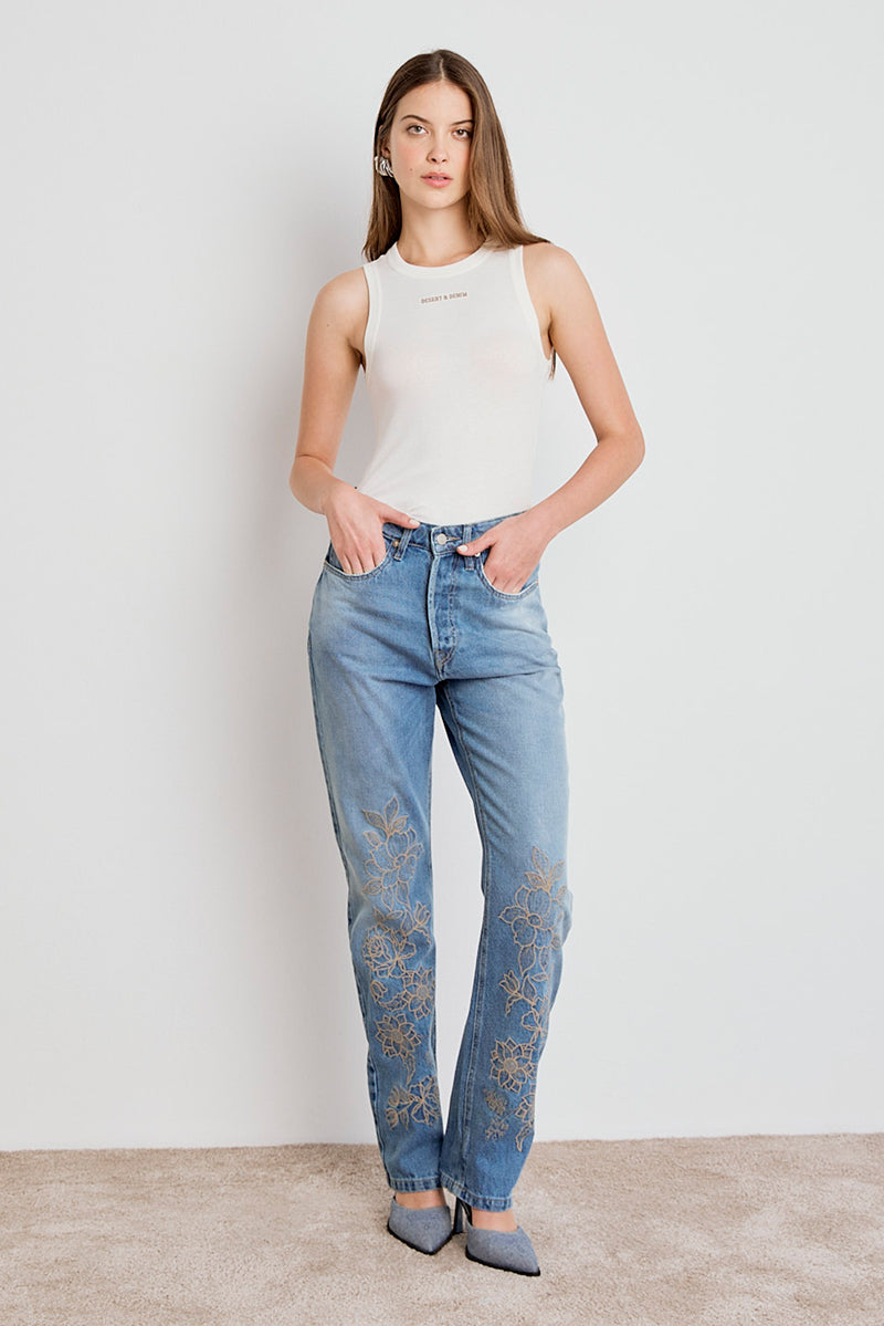CALCA STRAIGHT BORDADA JEANS