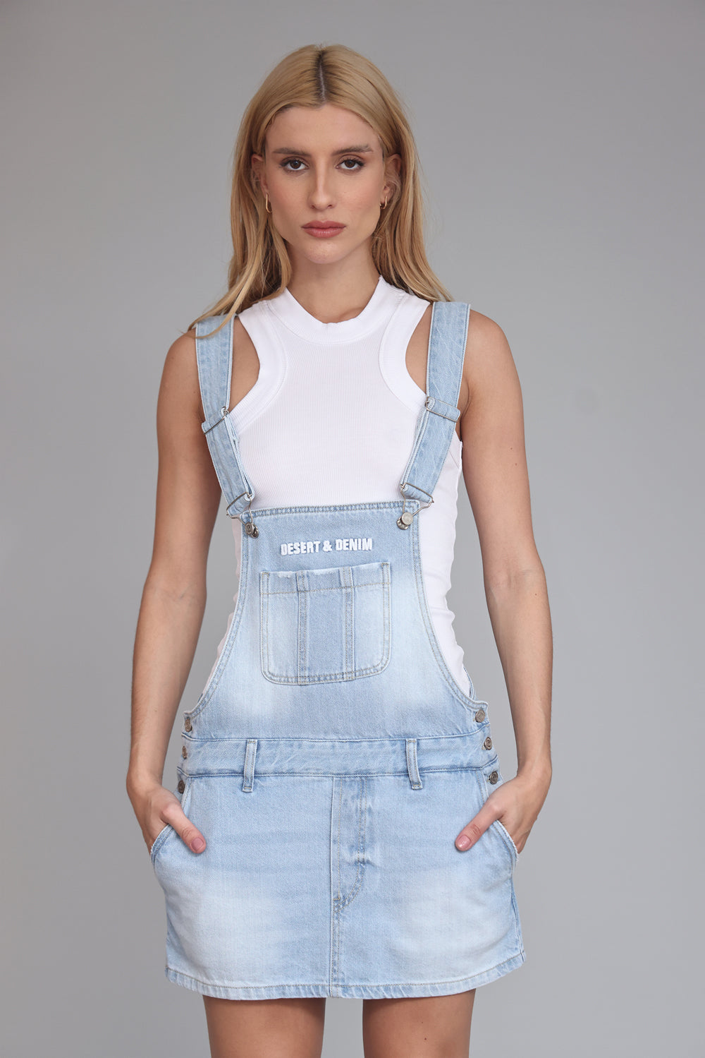 JARDINEIRA FEMININA D&D JEANS