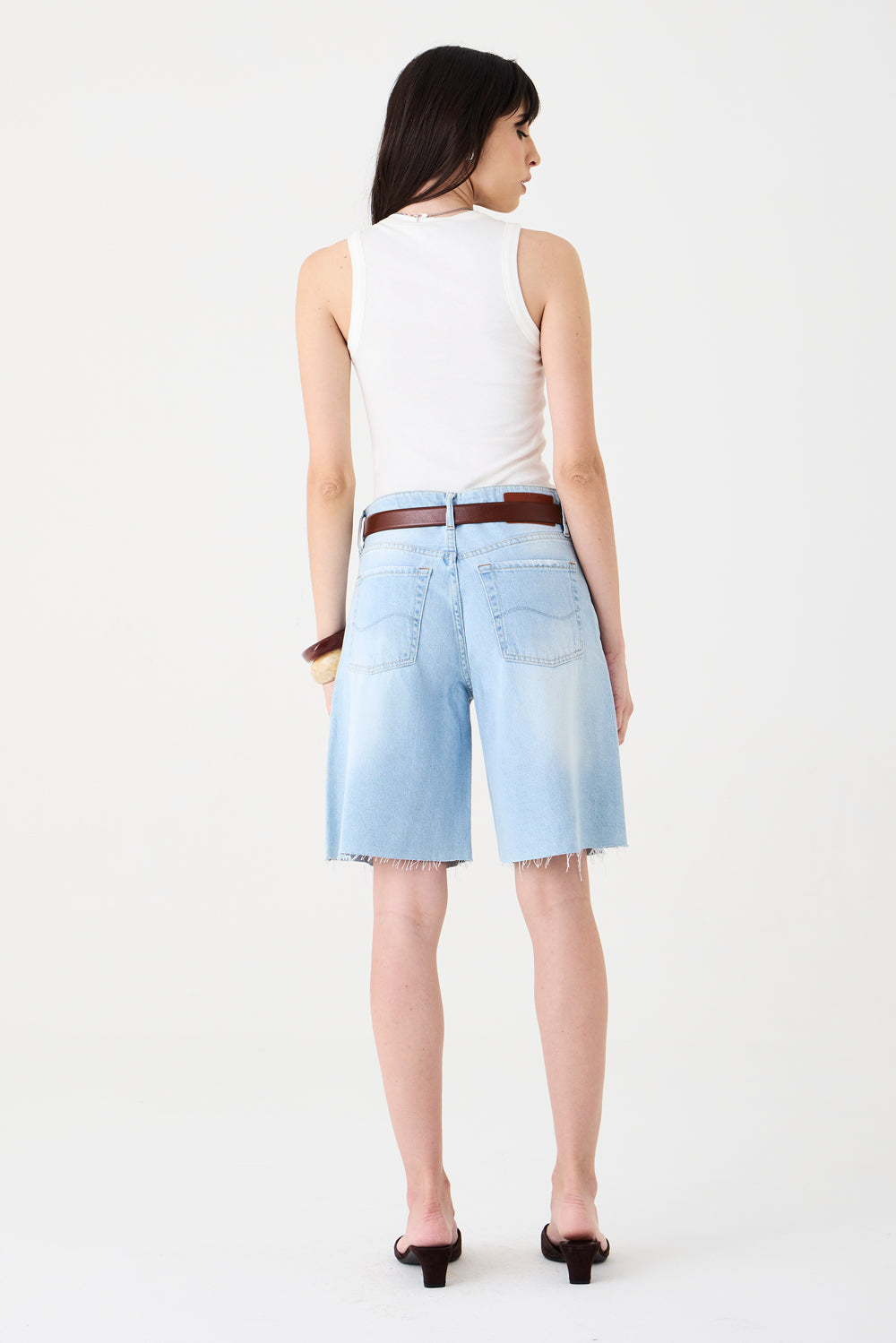JORTS HELENA FEMININO BARRA A FIO JEANS CLARO