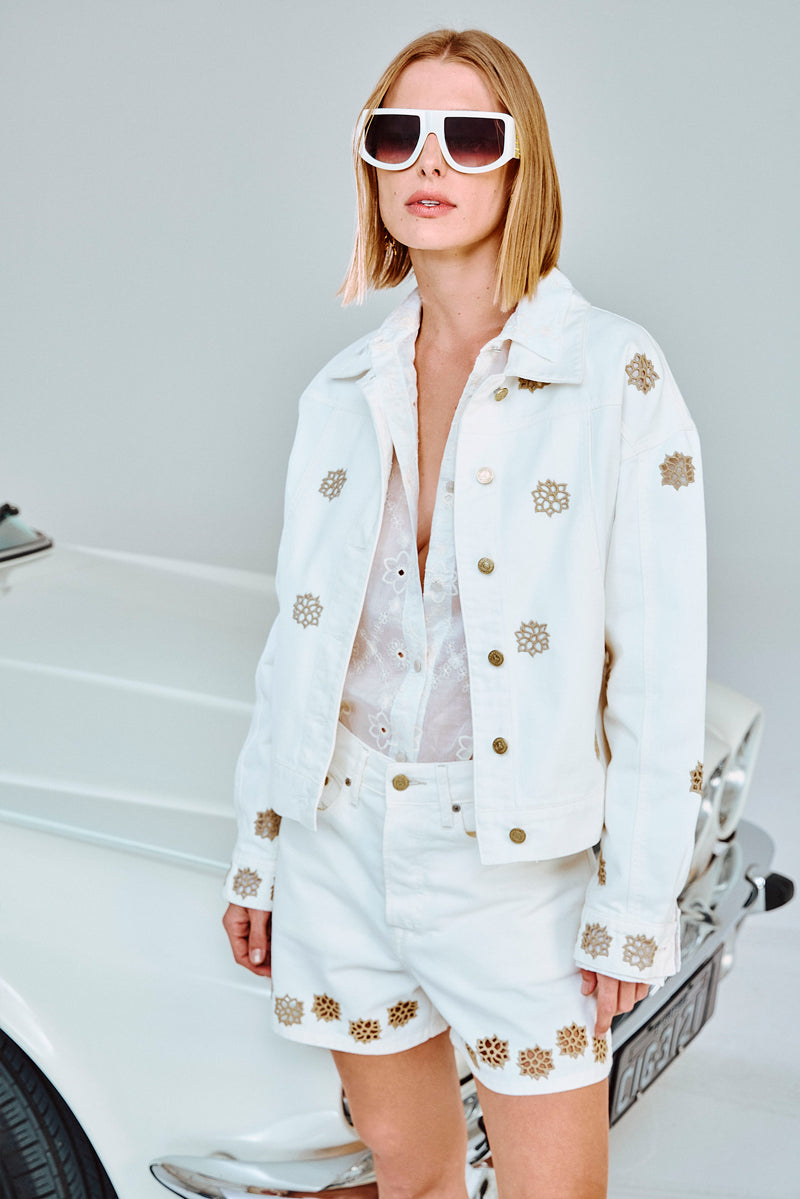 CONJUNTO BORDADO SARJA OFF WHITE