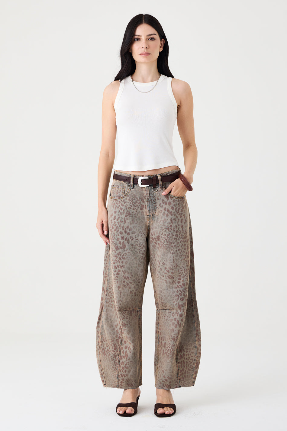 CALÇA MARIA FEMININA BARREL ANIMAL PRINT JEANS