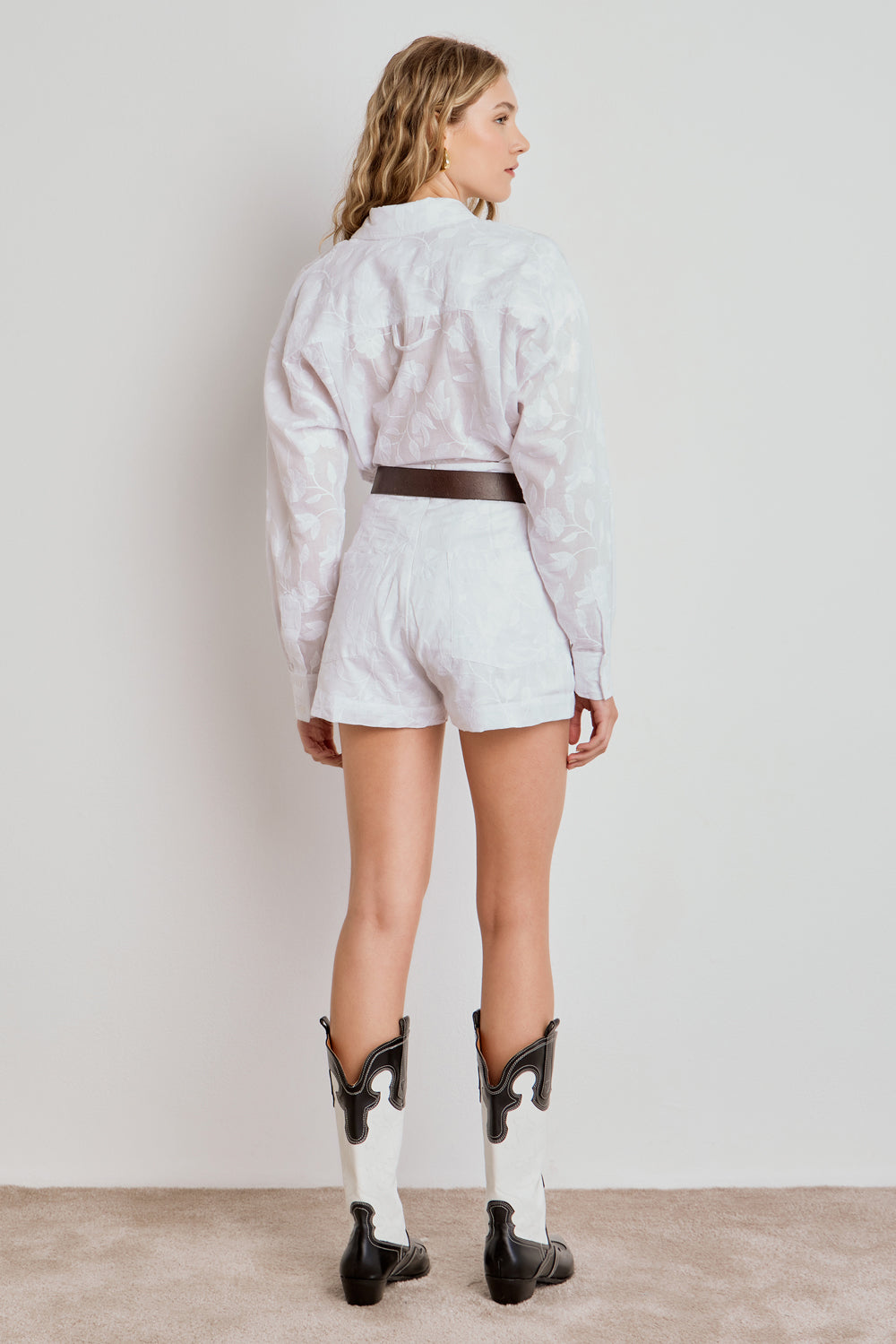 CAMISA RELAXED FEMININA ALGODÃO BORDADA - OFFWHITE