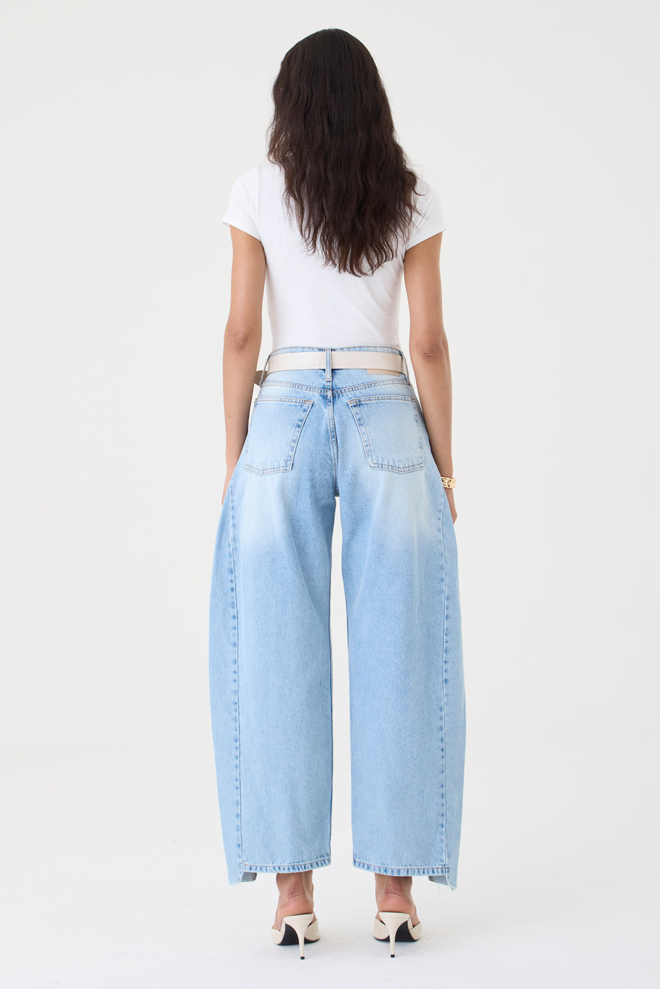 CALÇA ALINE FEMININA BARREL RECORTES JEANS CLARO